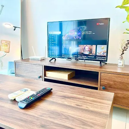 J Cozy 1-5Pax Trefoil Setia Alam 100Mps Wifi & Tv Apartment Kuala Selangor Exterior photo